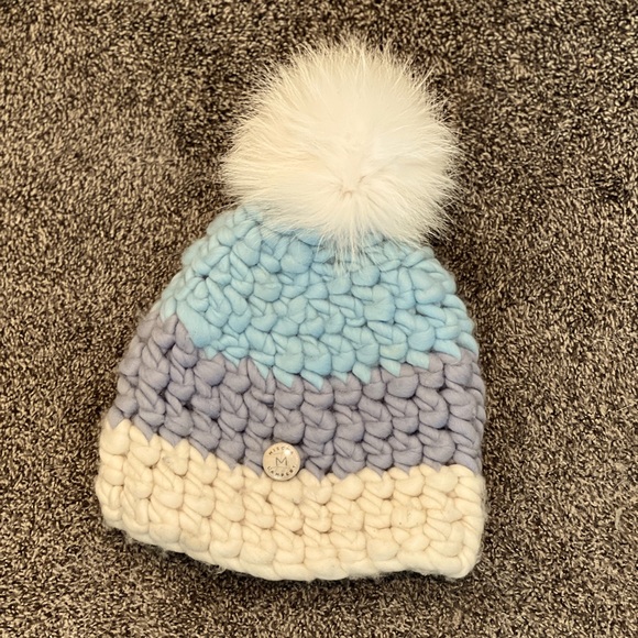 Mischa Lampert Color Block Beanie w/ white fur pom - Picture 1 of 2